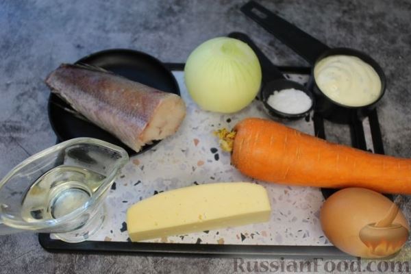 Салат "Мимоза" с хеком и сыром
